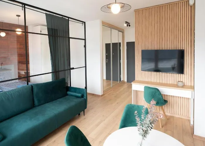 Golden Apartments-Sok15