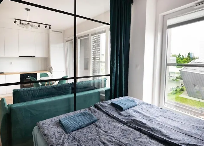 Golden Apartments-Sok15